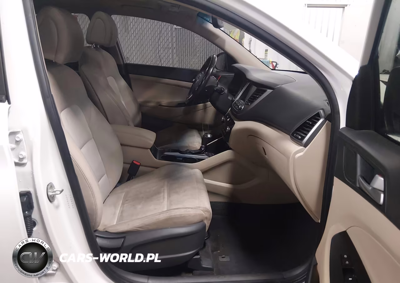 2018 Hyundai Tucson Value VIN:KM8J33A2XJU777661 - 5