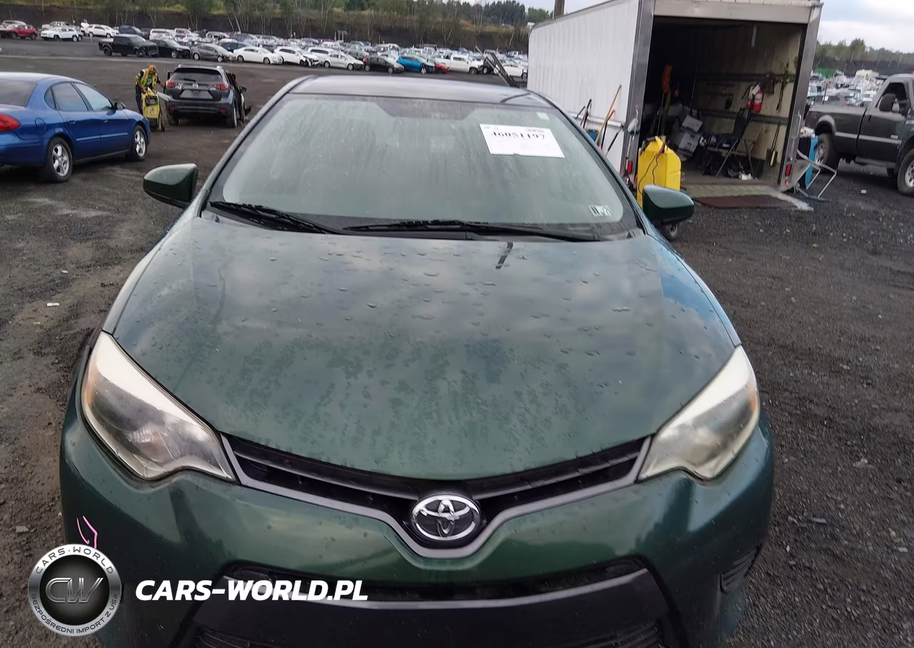 2015 Toyota Corolla Le VIN:2T1BURHE3FC239560 - 12