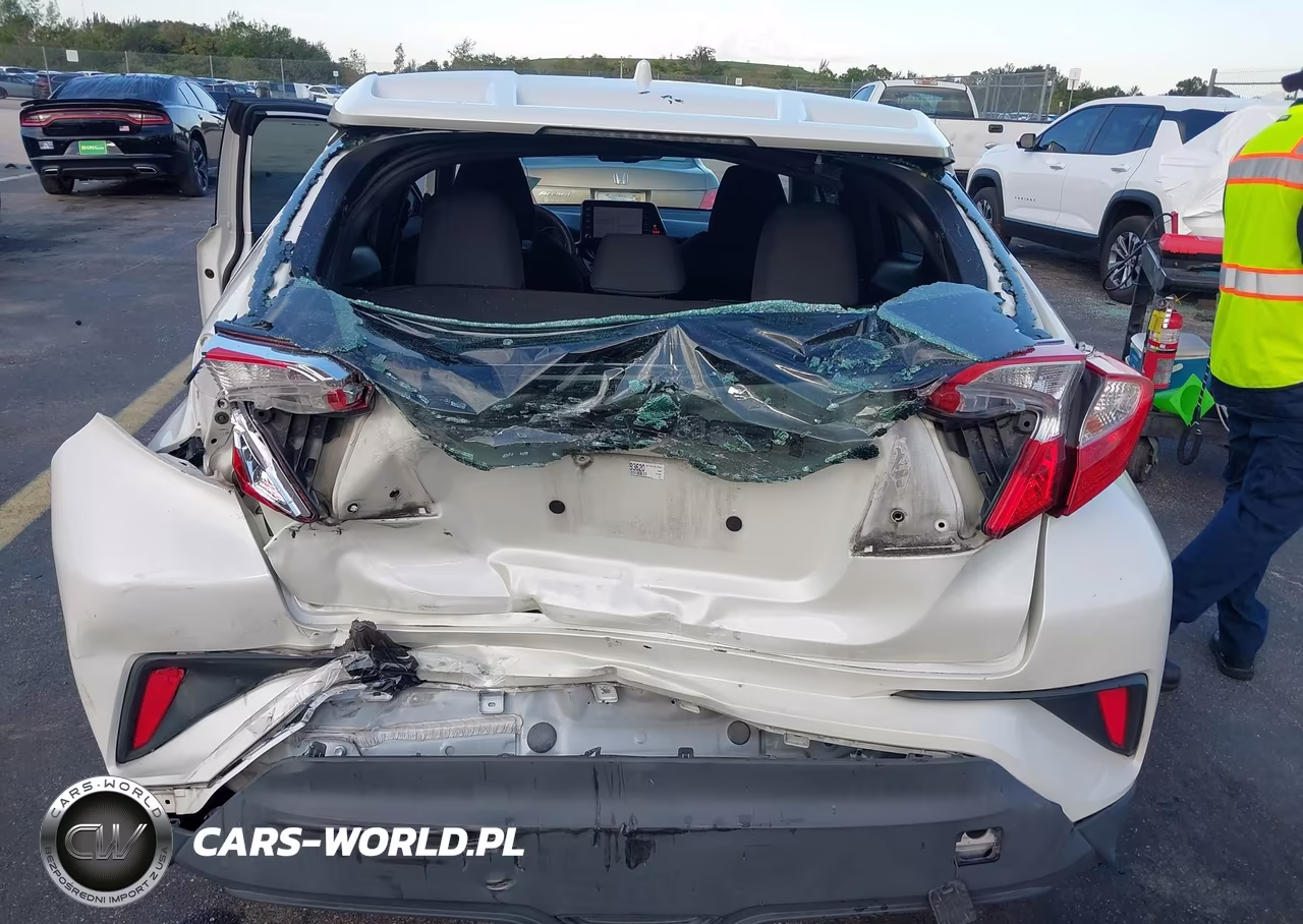 2019 Toyota C-Hr Le VIN:NMTKHMBX7KR093620 - 6