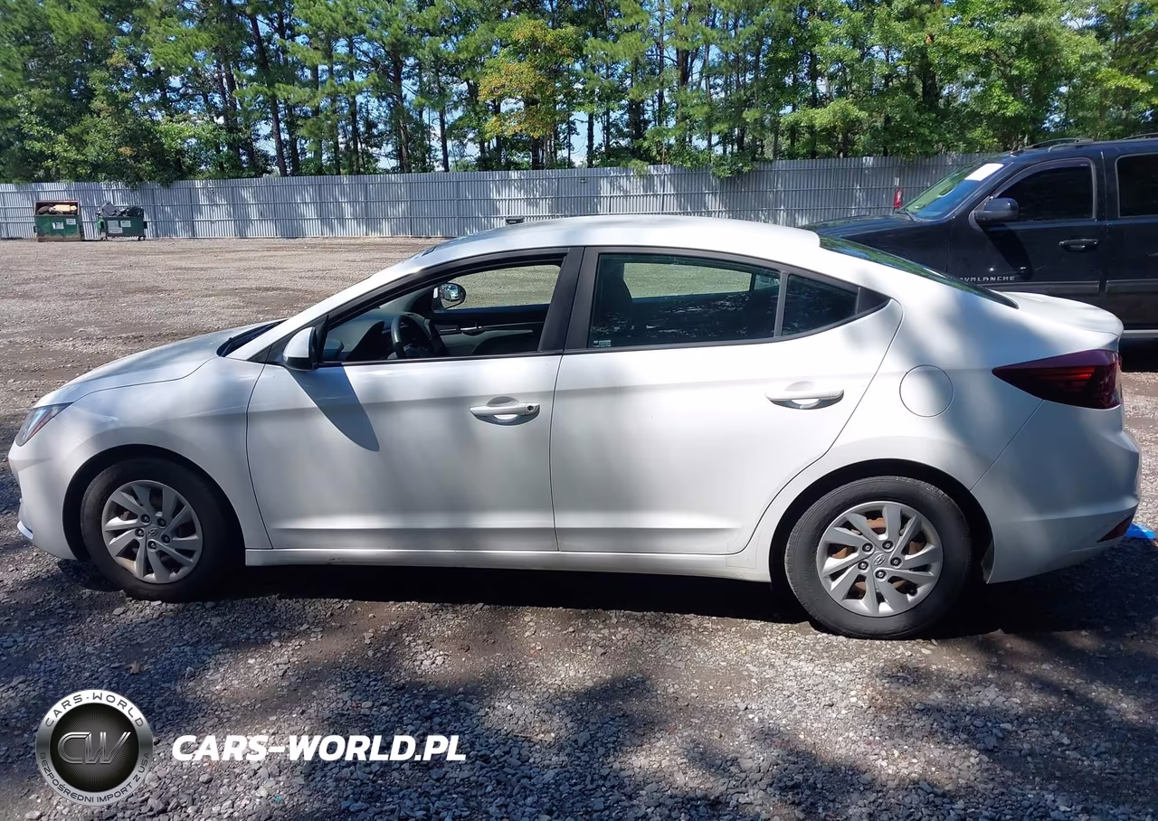 2019 Hyundai Elantra Se VIN:5NPD74LF1KH443588 - 14