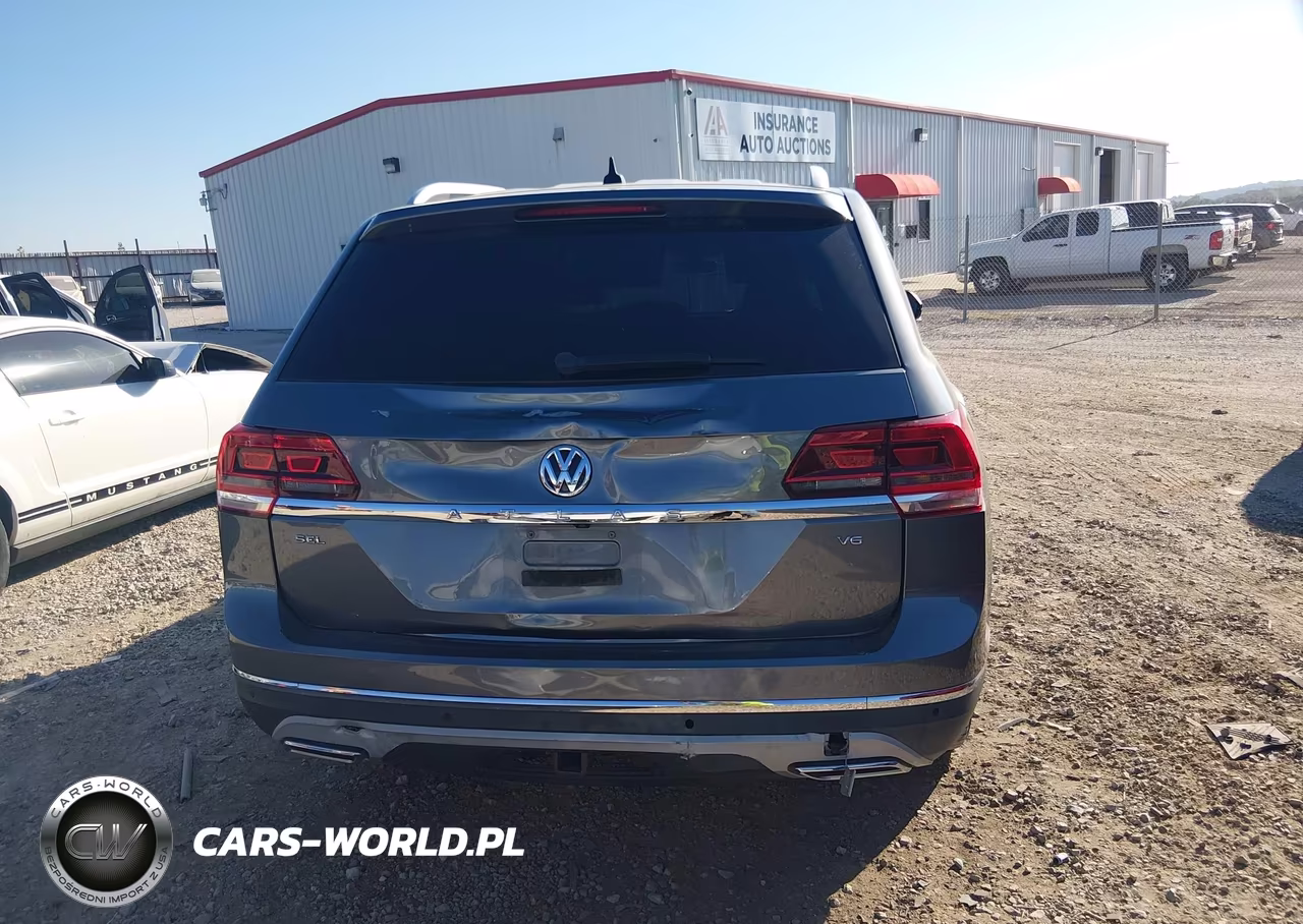 2018 Volkswagen Atlas 3.6L V6 Sel VIN:1V2ER2CA2JC519805 - 16