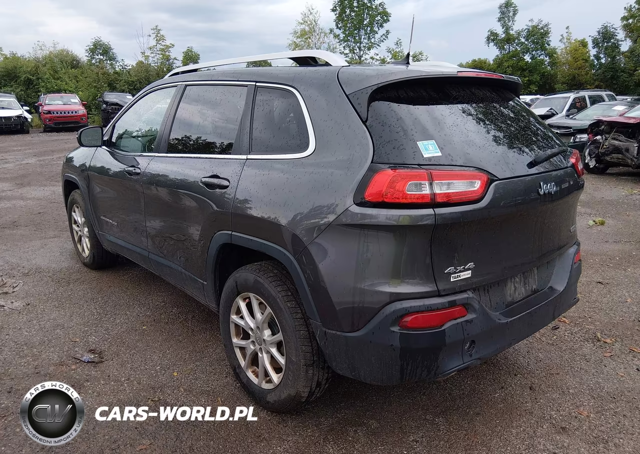 2014 Jeep Cherokee Latitude VIN:1C4PJMCB3EW169854 - 3