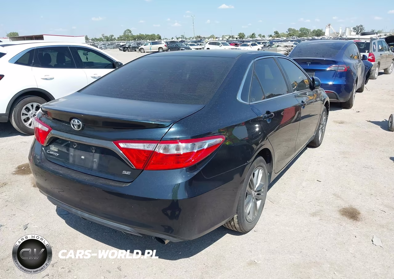 2016 Toyota Camry Se VIN:4T1BF1FK7GU196992 - 4
