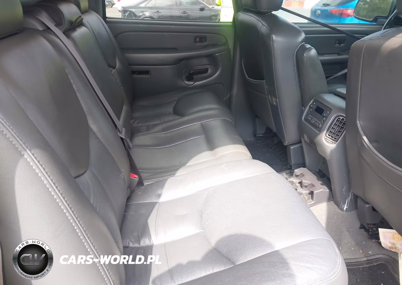 2004 Chevrolet Avalanche 1500 VIN:3GNEC12T94G112847 - 8