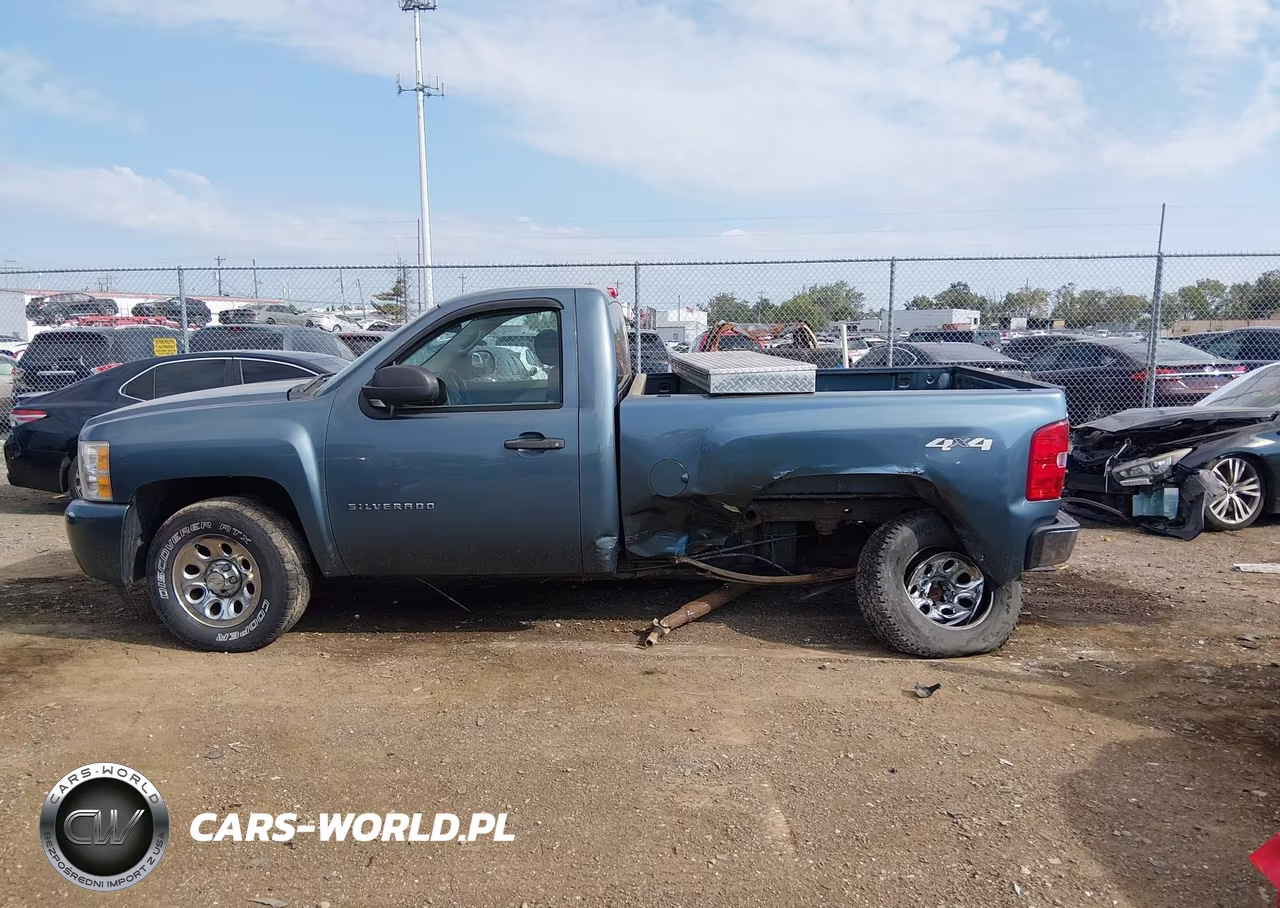 2011 Chevrolet Silverado 1500 Work Truck VIN:1GCNKPEX0BZ440684 - 14