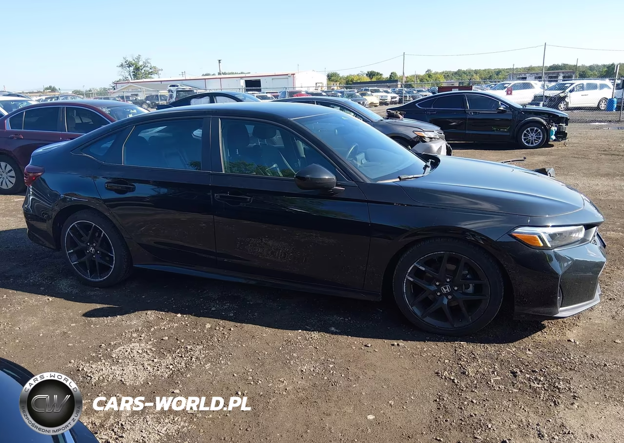 2025 Honda Civic Sport VIN:2HGFE2F57SH500697 - 13