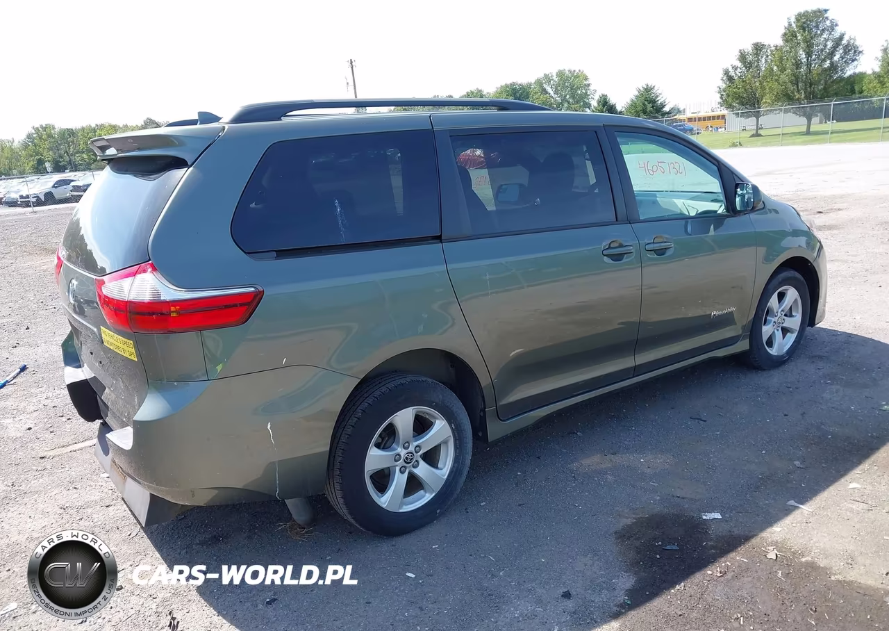 2020 Toyota Sienna Le VIN:5TDKZ3DC1LS066417 - 4