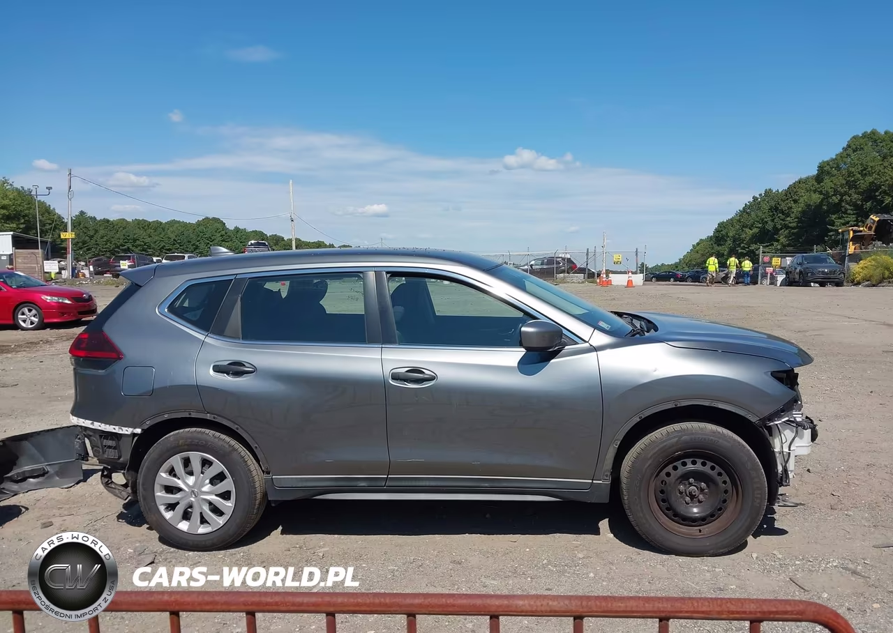 2018 Nissan Rogue S VIN:KNMAT2MV3JP527424 - 13