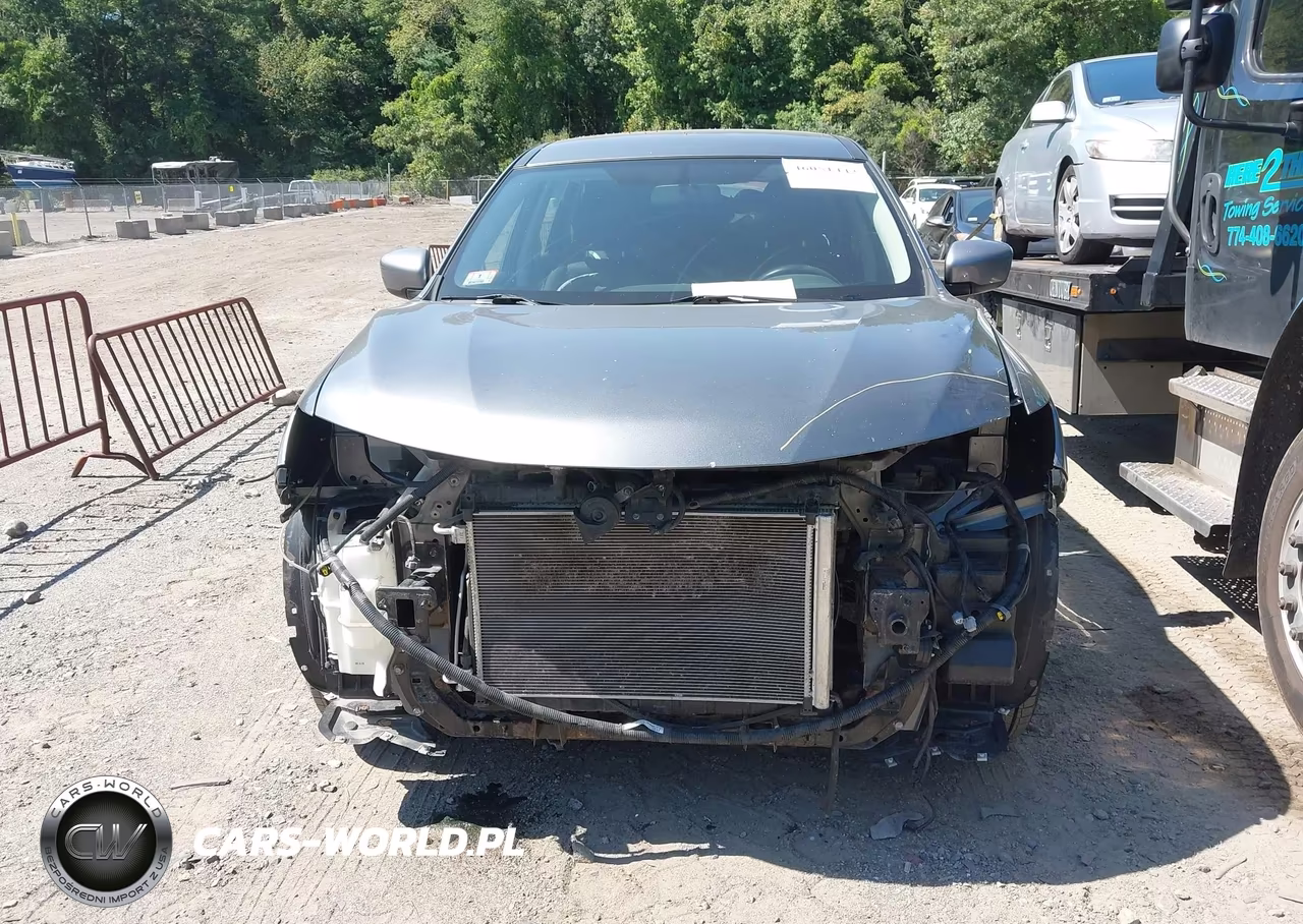 2018 Nissan Rogue S VIN:KNMAT2MV3JP527424 - 6