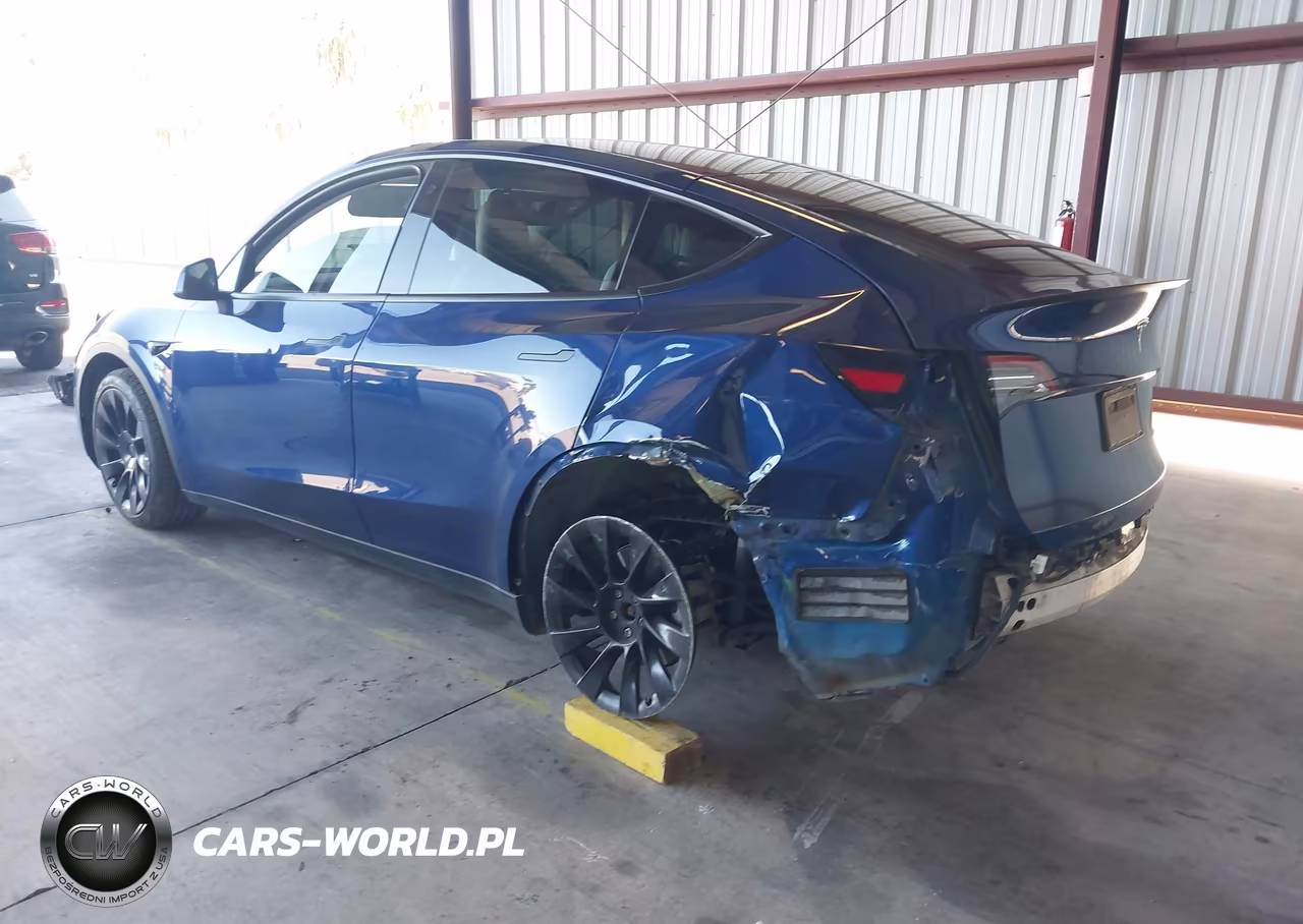 2021 Tesla Model Y Long Range Dual Motor All-Wheel Drive VIN:5YJYGDEE0MF098237 - 3