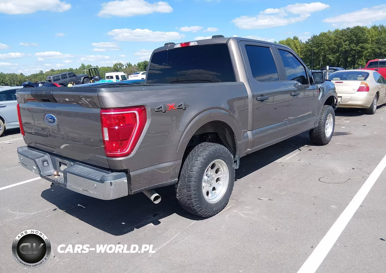 2023 Ford F-150 Xlt VIN:1FTFW1E55PFA26894 - 4