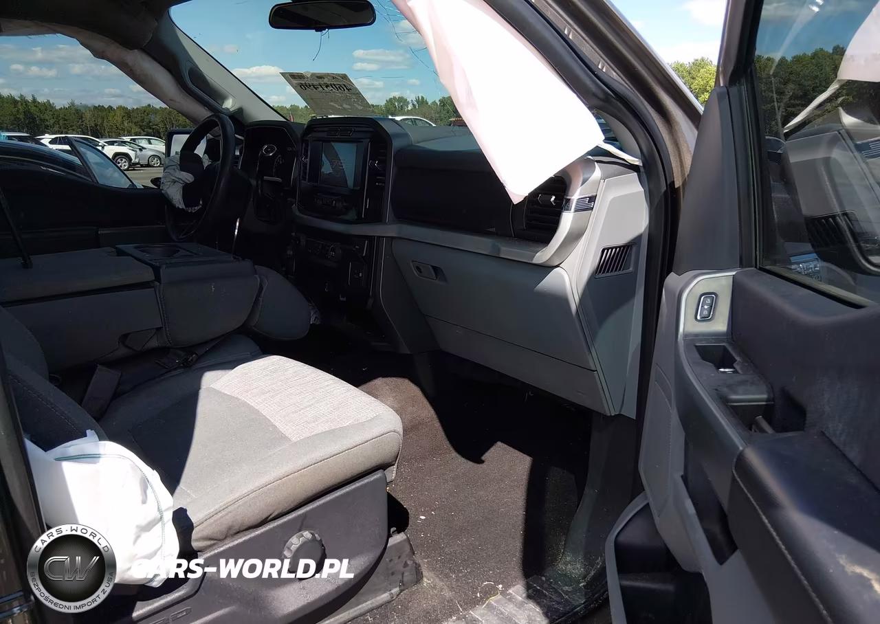 2023 Ford F-150 Xlt VIN:1FTFW1E55PFA26894 - 5