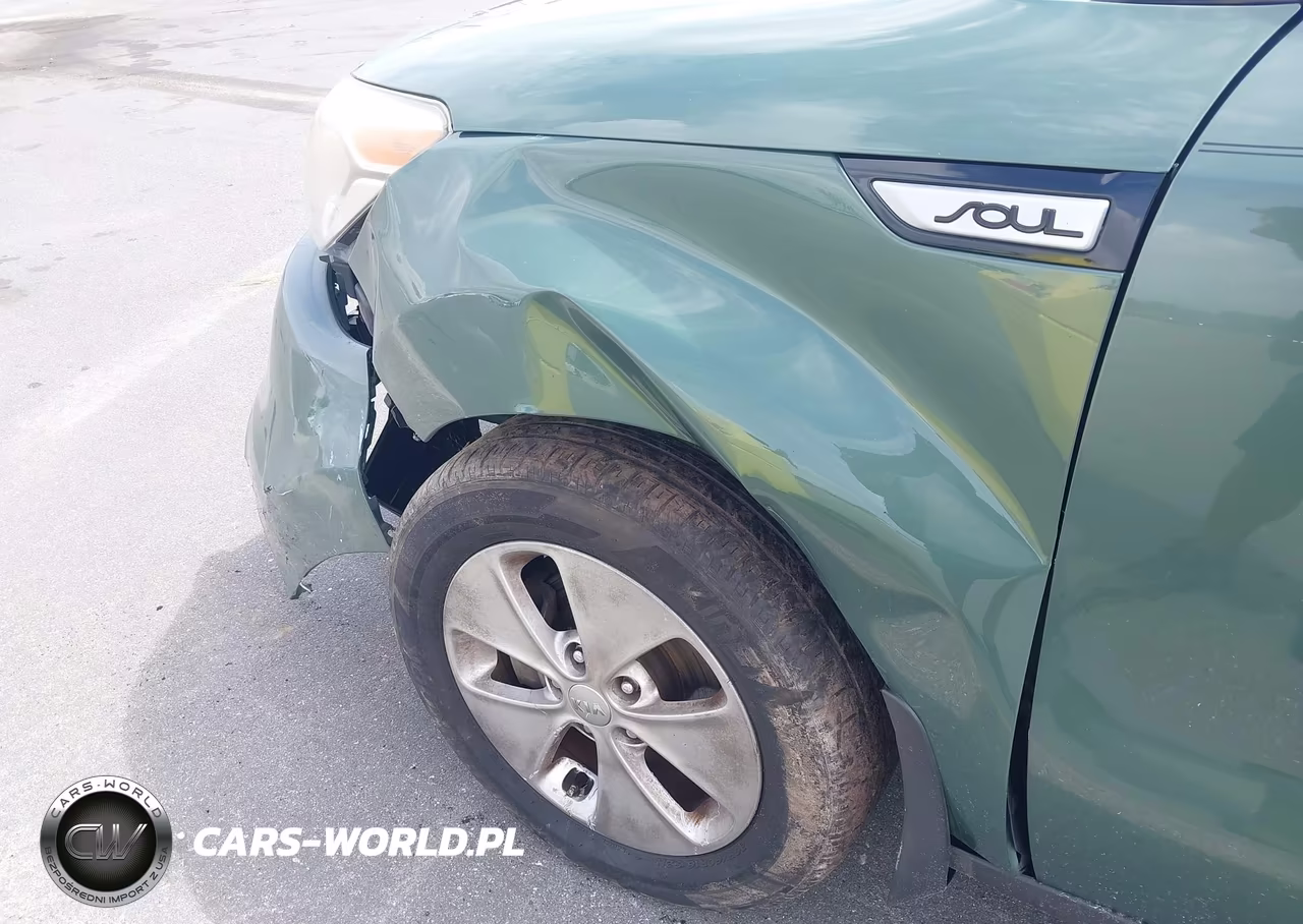 2014 Kia Soul + VIN:KNDJP3A53E7046528 - 21