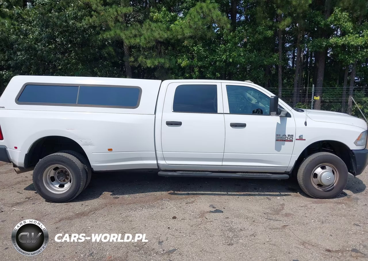2017 Ram 3500 Tradesman 4X4 8' Box VIN:3C63RRGL6HG672747 - 15