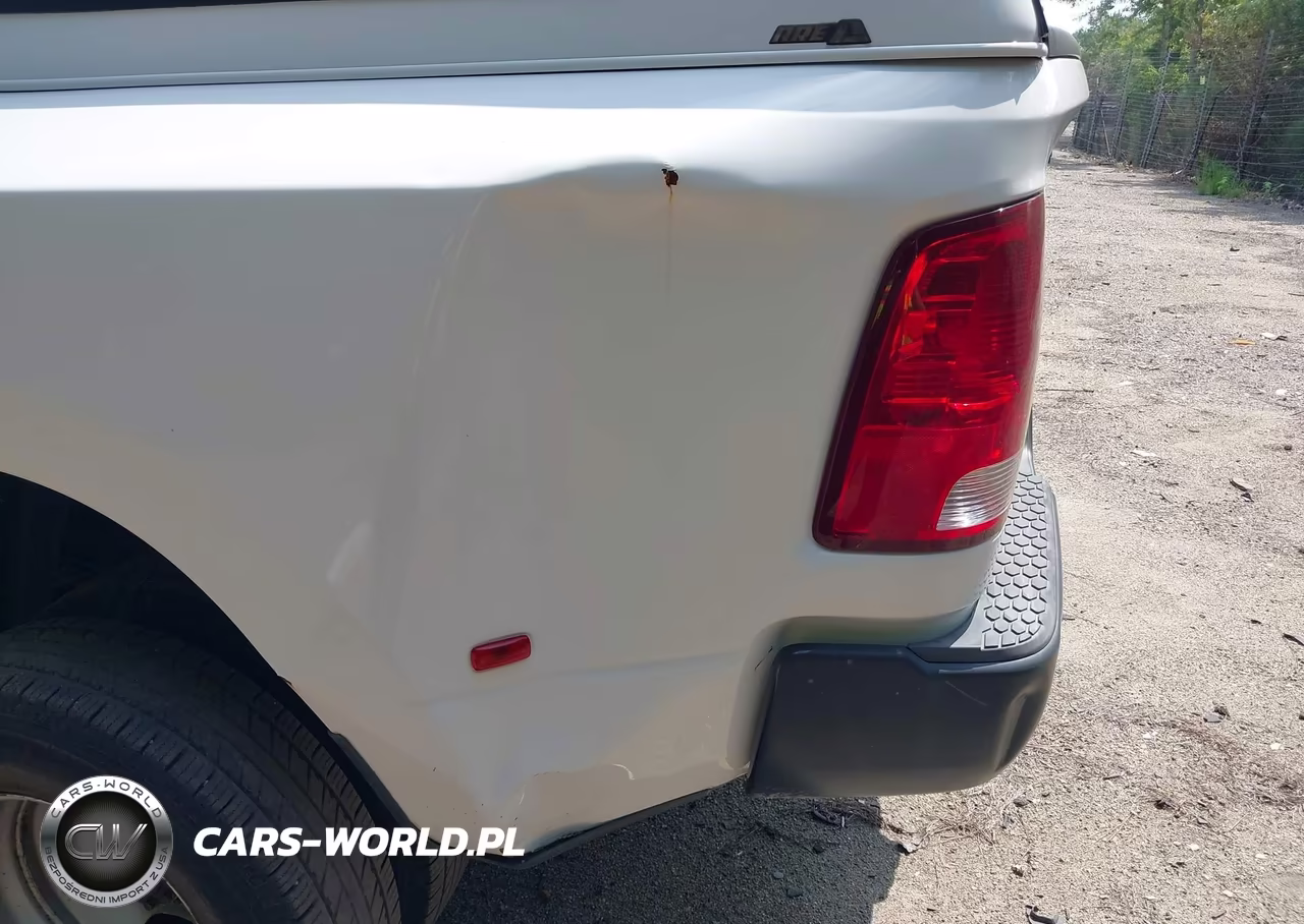 2017 Ram 3500 Tradesman 4X4 8' Box VIN:3C63RRGL6HG672747 - 6