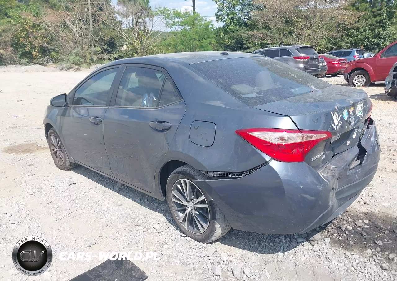 2018 Toyota Corolla Le VIN:5YFBURHE9JP834700 - 3