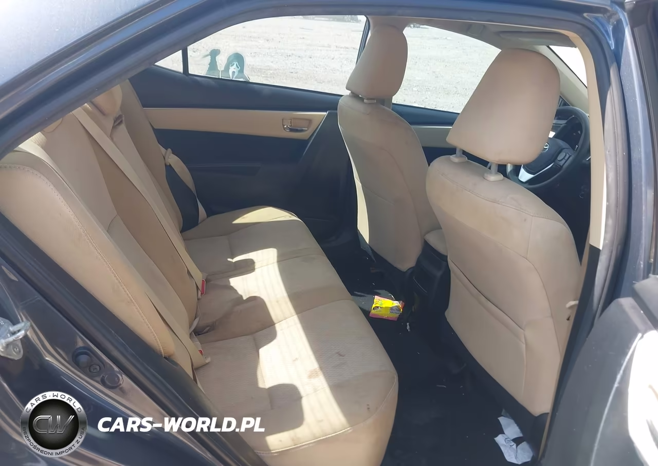 2018 Toyota Corolla Le VIN:5YFBURHE9JP834700 - 8