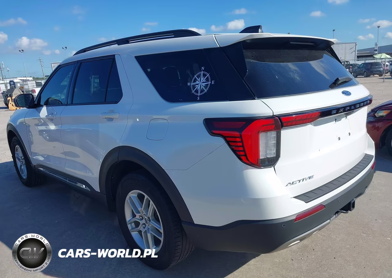 2025 Ford Explorer Active VIN:1FMUK7DH3SGB54230 - 3
