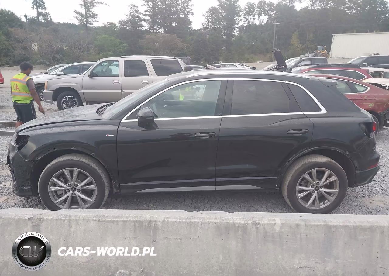 2025 Audi Q3 Premium 45 Tfsi S Line Quattro Tiptronic VIN:WA1DECF33S1000314 - 14
