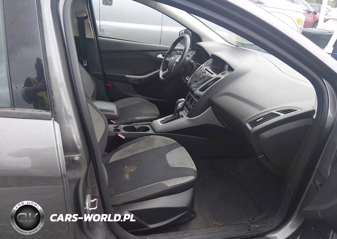 2012 Ford Focus Se VIN:1FAHP3F2XCL336319 - 5