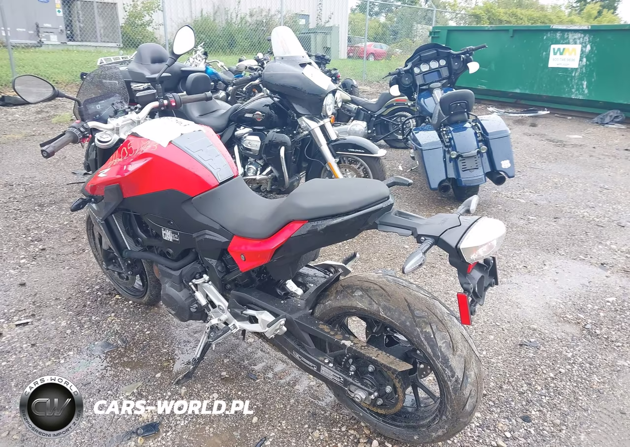 2024 BMW F 900 R VIN:WB10K1308R6J65720 - 3