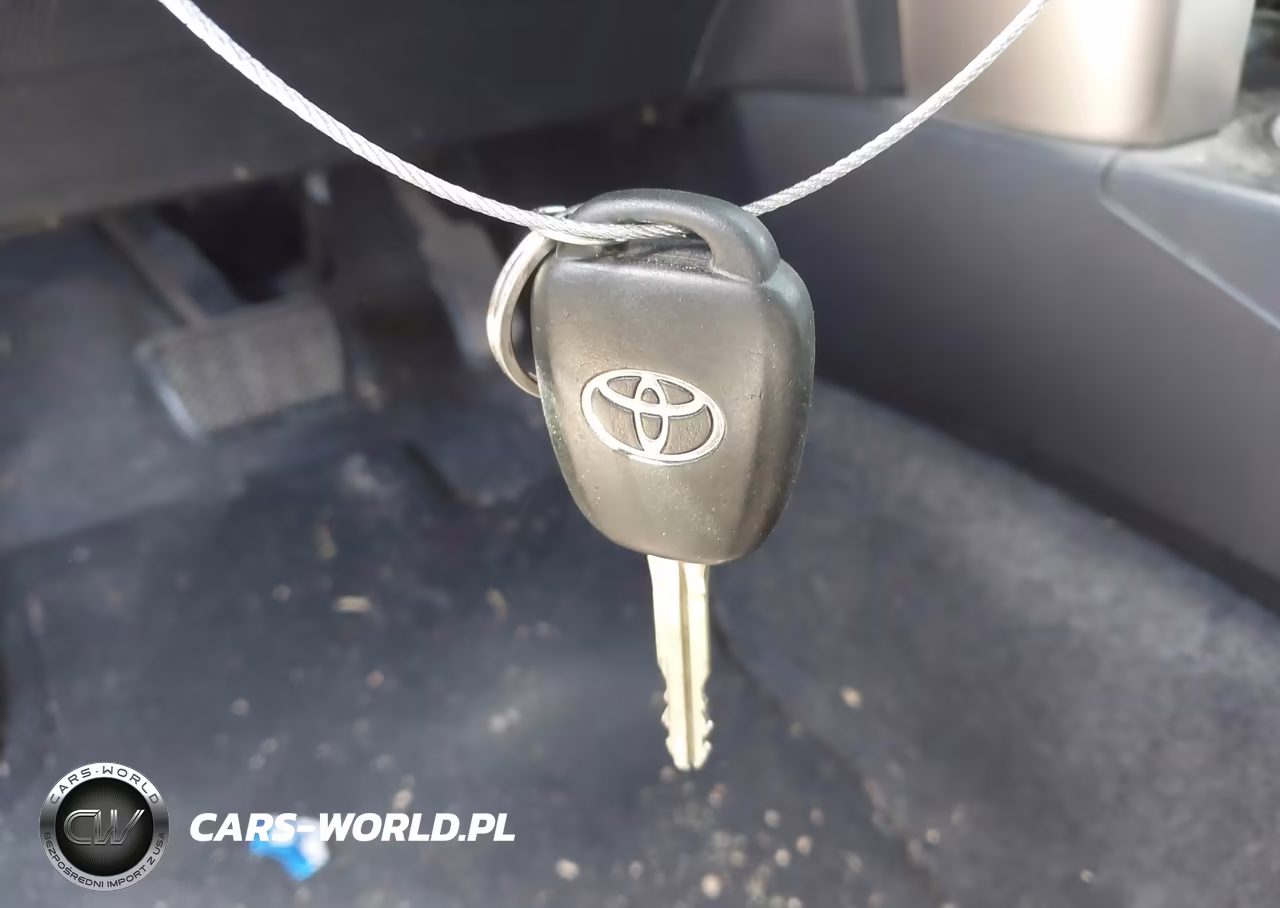 2015 Toyota Rav4 Le VIN:JTMZFREV2FJ046690 - 11