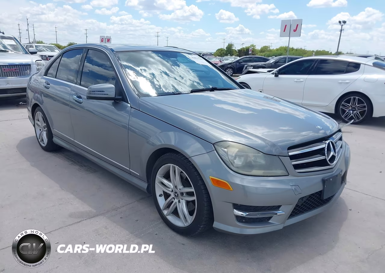 2014 Mercedes-Benz C 250 Sport