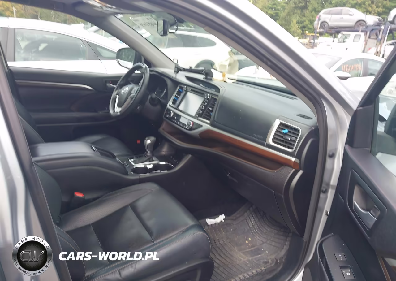 2016 Toyota Highlander Limited V6 VIN:5TDDKRFH8GS298334 - 5