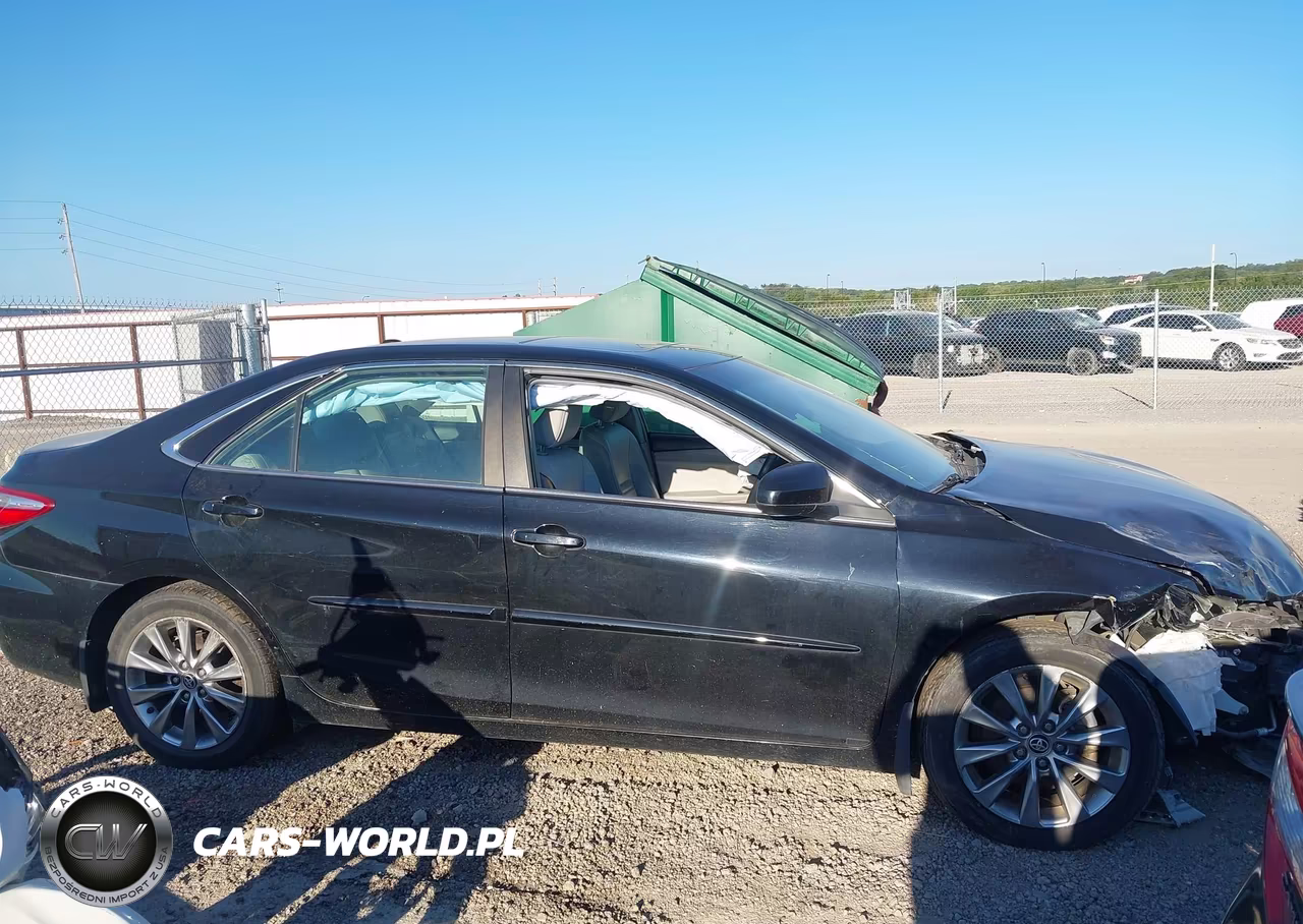 2015 Toyota Camry Xle VIN:4T1BF1FK4FU926713 - 13