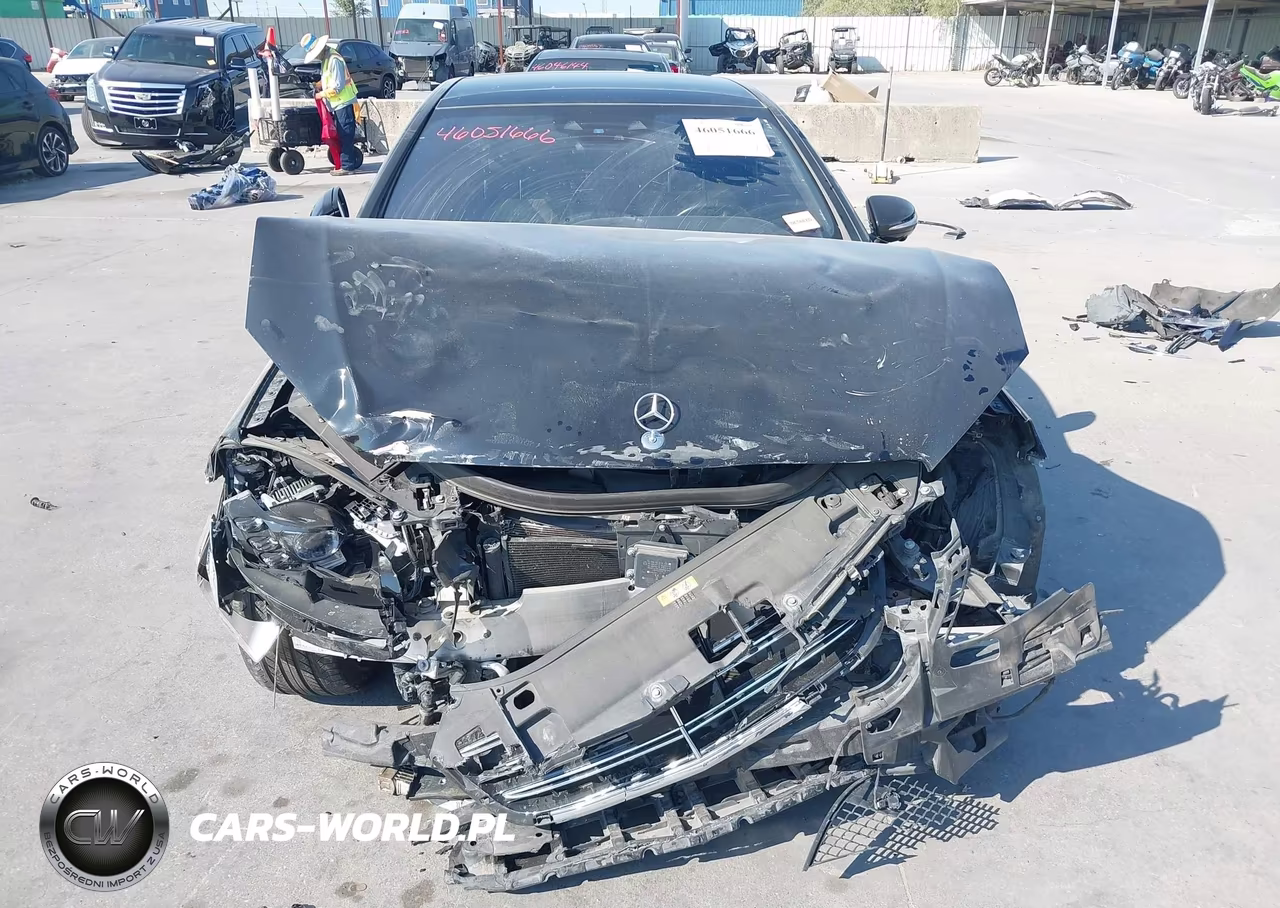 2018 Mercedes-Benz S 560 4Matic VIN:WDDUG8GBXJA385488 - 13