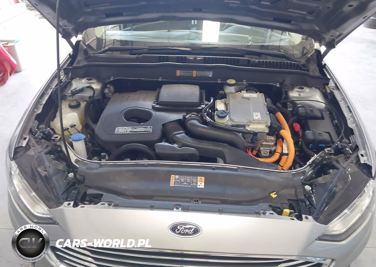 2020 Ford Fusion Hybrid Se VIN:3FA6P0LU0LR262244 - 10
