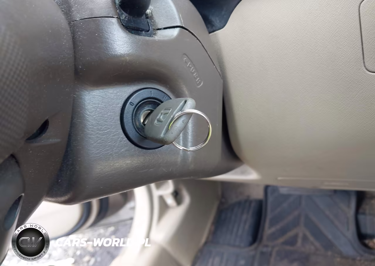 2005 Honda Cr-V Lx VIN:JHLRD785X5C053799 - 11