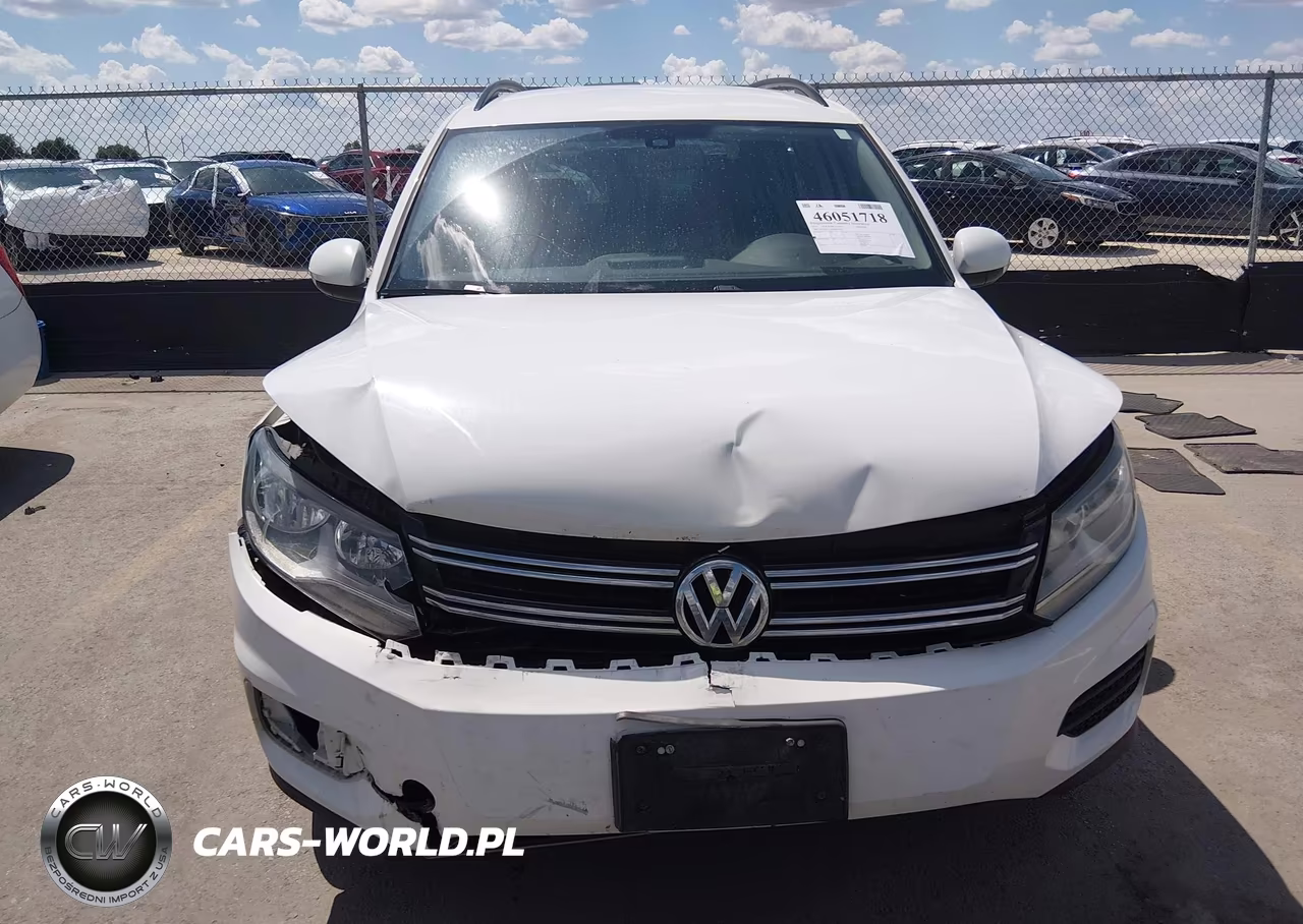 2017 Volkswagen Tiguan 2.0T S VIN:WVGBV7AXXHK000968 - 12