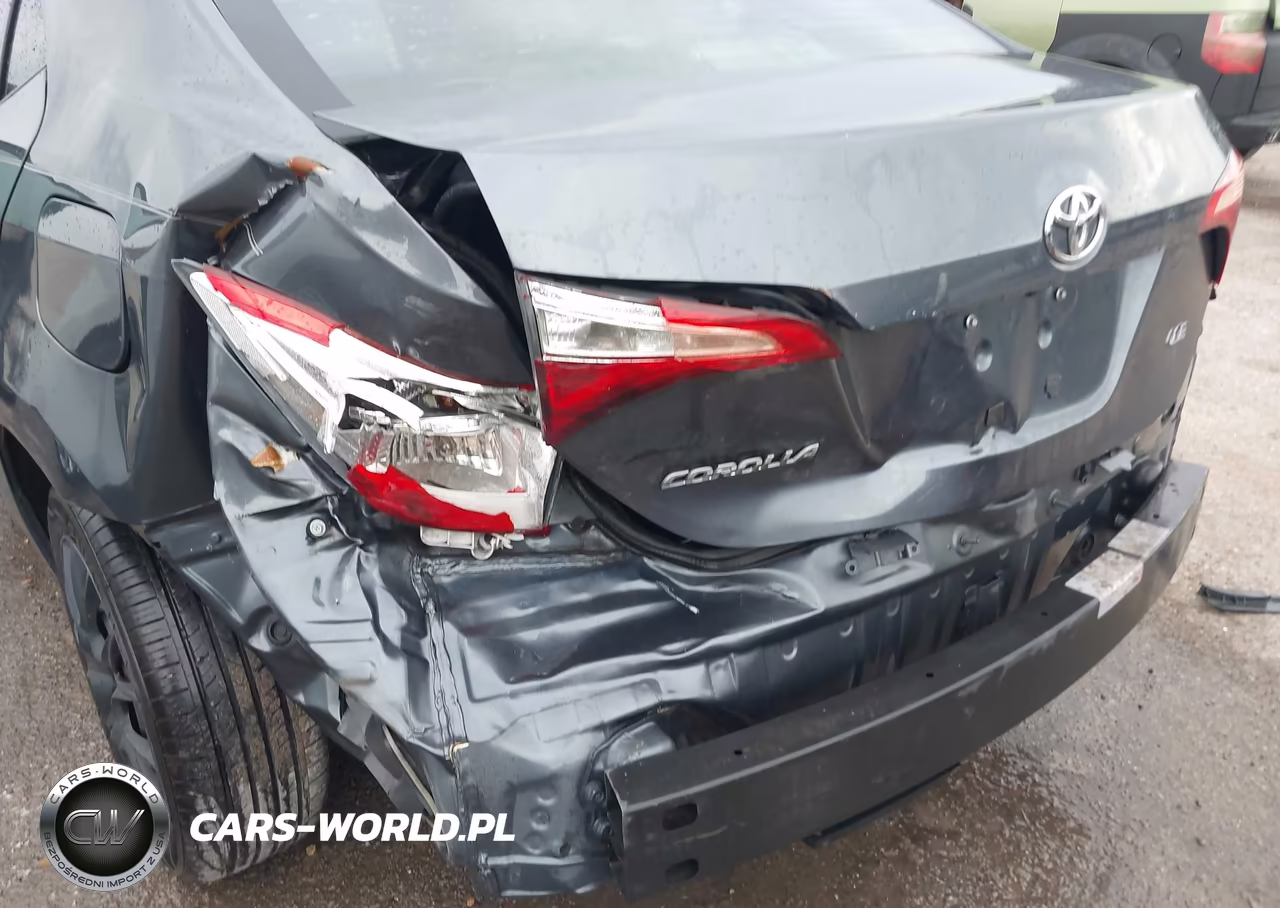 2017 Toyota Corolla Le VIN:2T1BURHE5HC878171 - 6