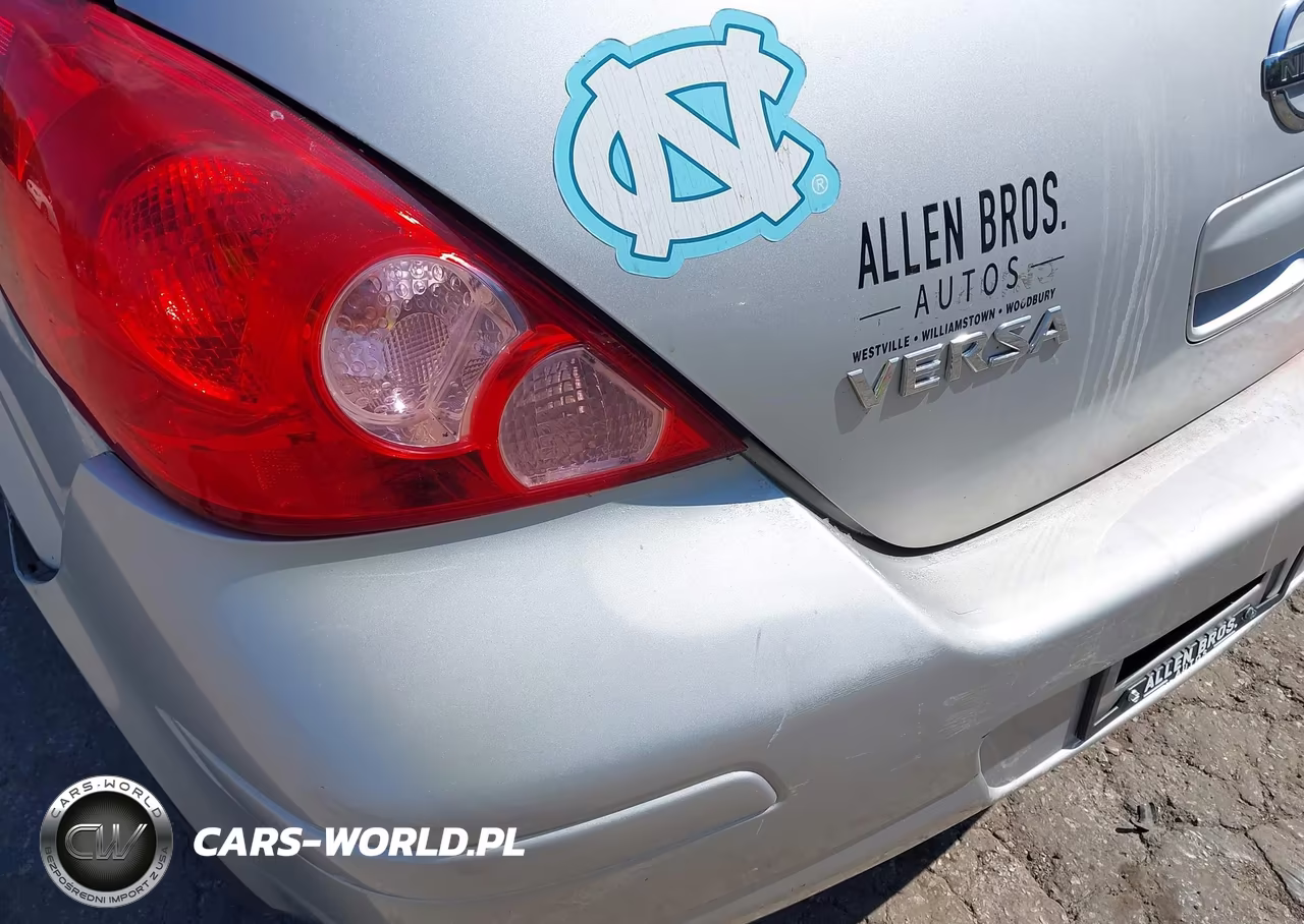 2009 Nissan Versa 1.8Sl VIN:3N1BC13E79L354744 - 12