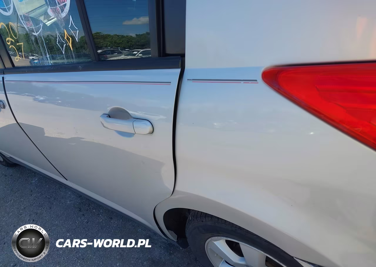 2009 Nissan Versa 1.8Sl VIN:3N1BC13E79L354744 - 13