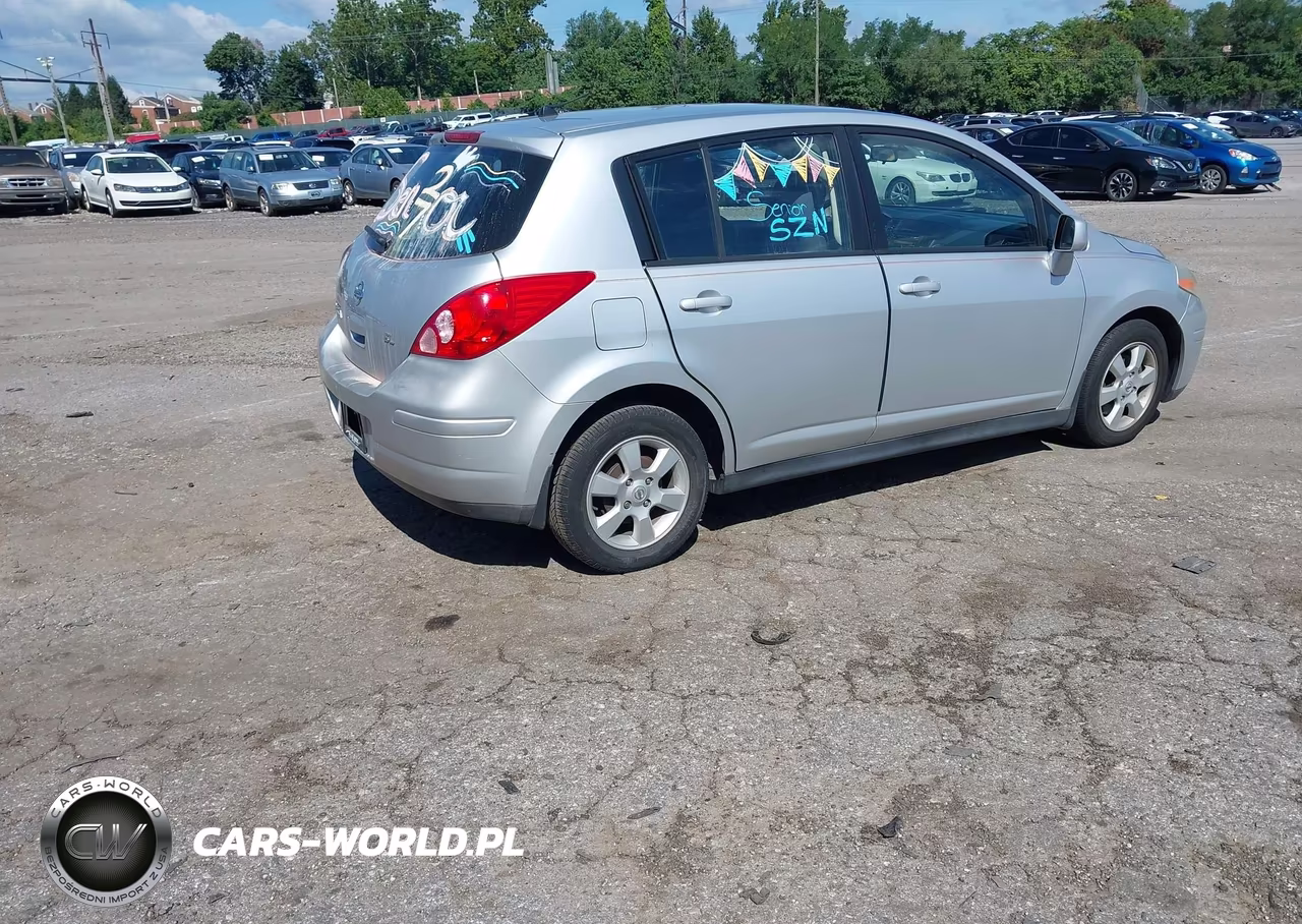 2009 Nissan Versa 1.8Sl VIN:3N1BC13E79L354744 - 4