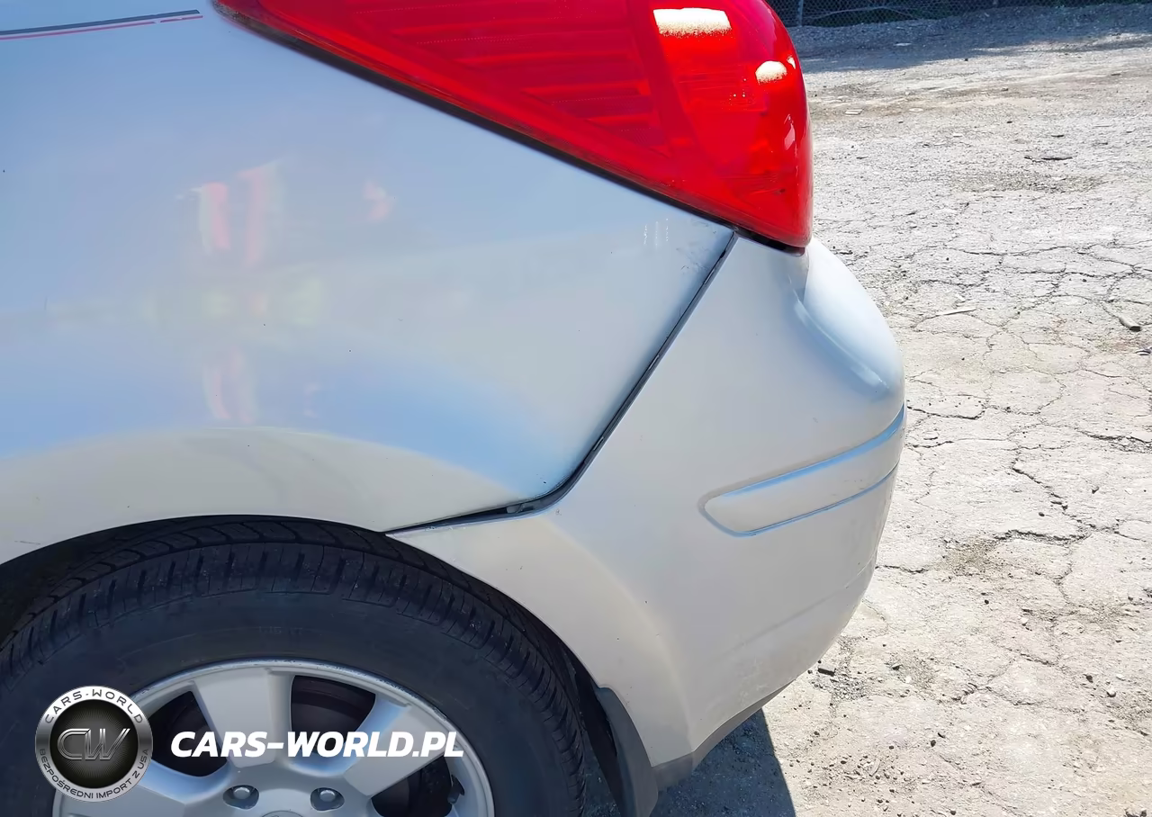 2009 Nissan Versa 1.8Sl VIN:3N1BC13E79L354744 - 6