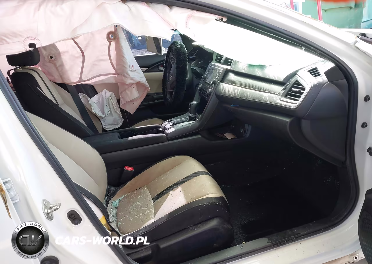 2018 Honda Civic Sport VIN:SHHFK7H48JU215468 - 5