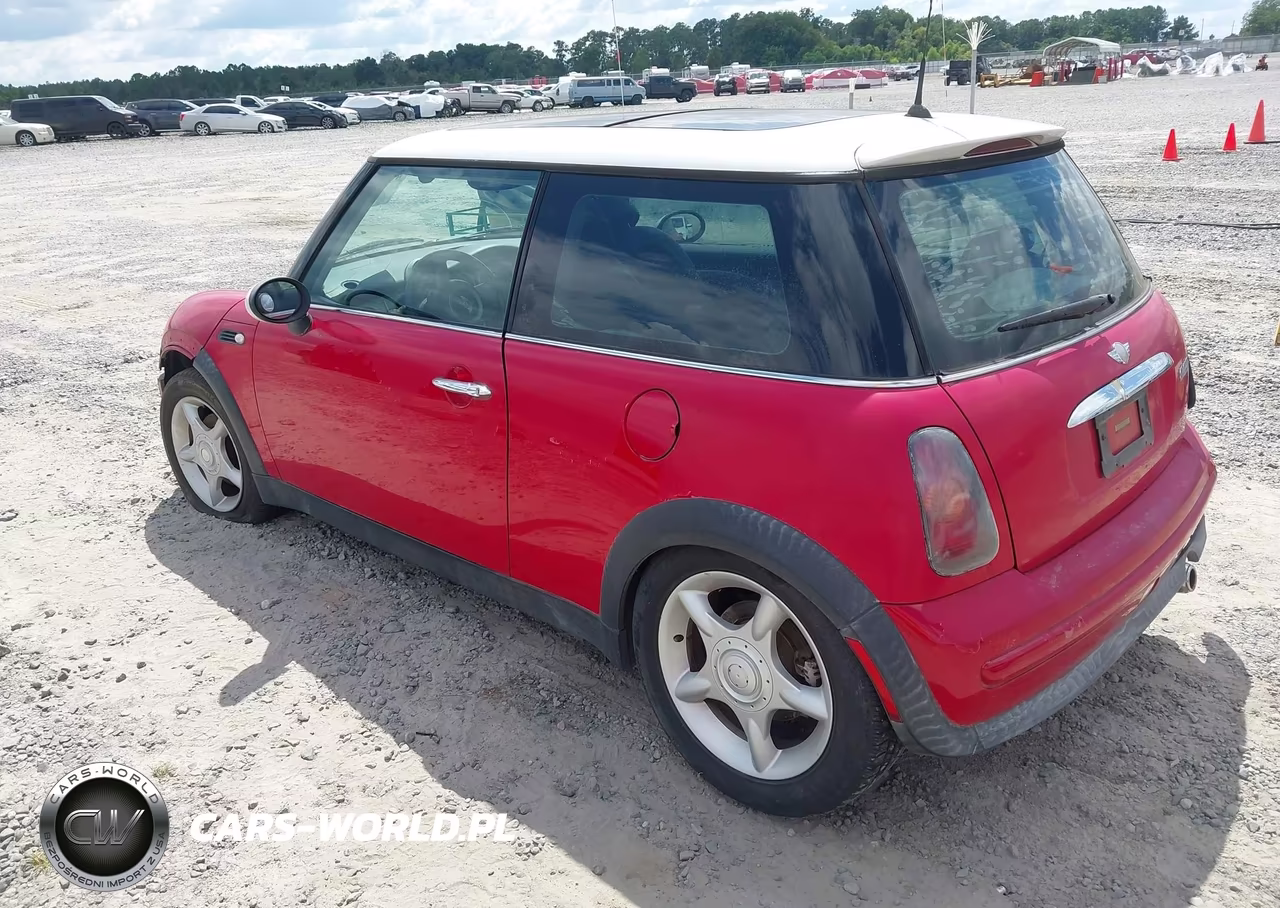 2004 Mini Cooper VIN:WMWRC33484TJ62801 - 3