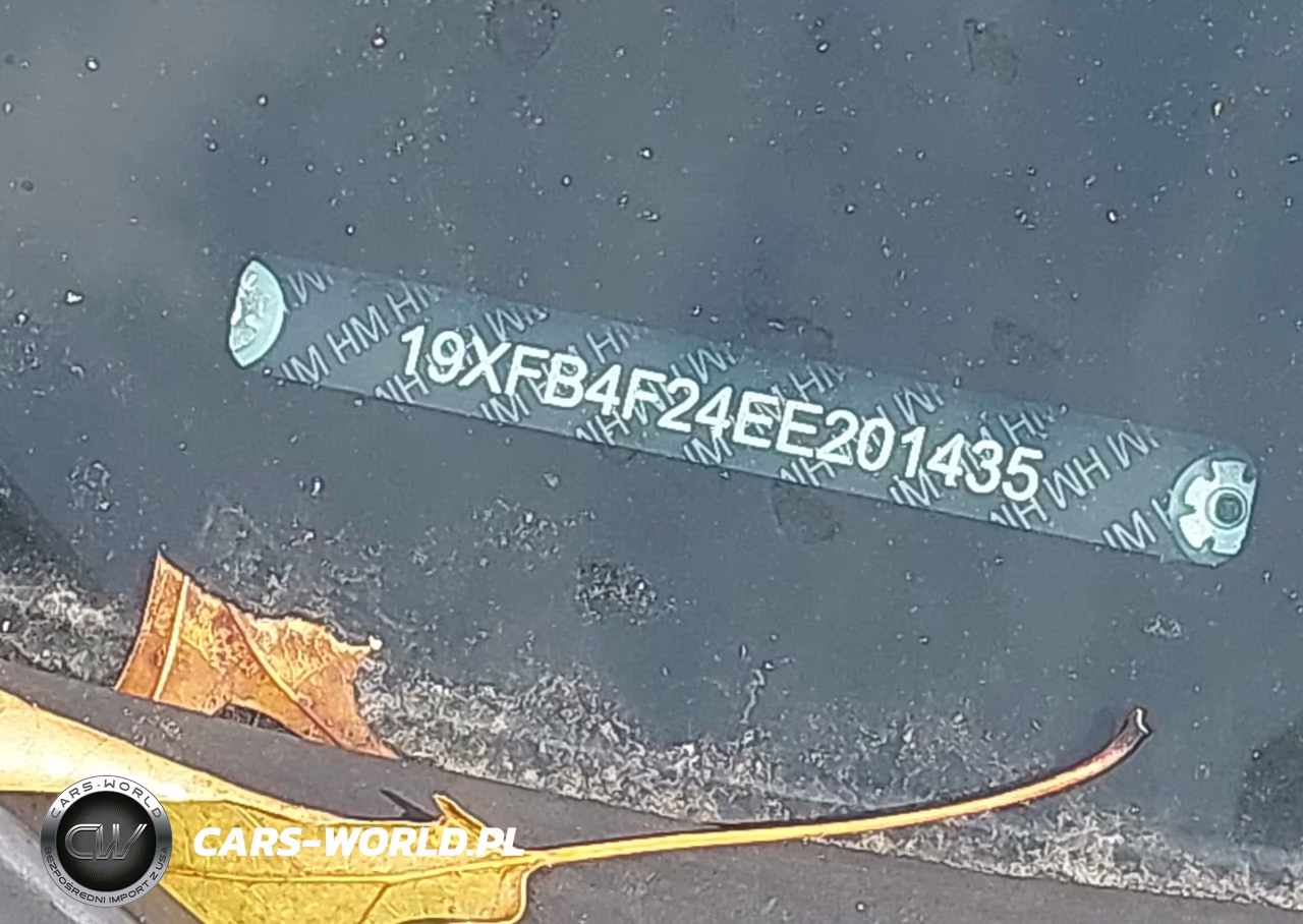 2014 Honda Civic Hybrid VIN:19XFB4F24EE201435 - 12