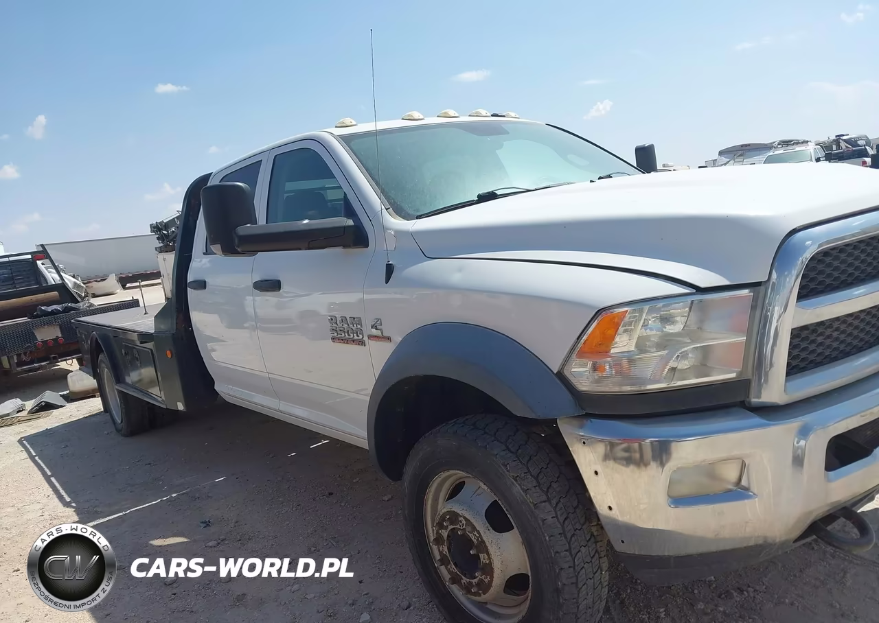 2015 Ram 5500 Chassis Tradesman-Slt-Laramie VIN:3C7WRNFL9FG609044 - 13