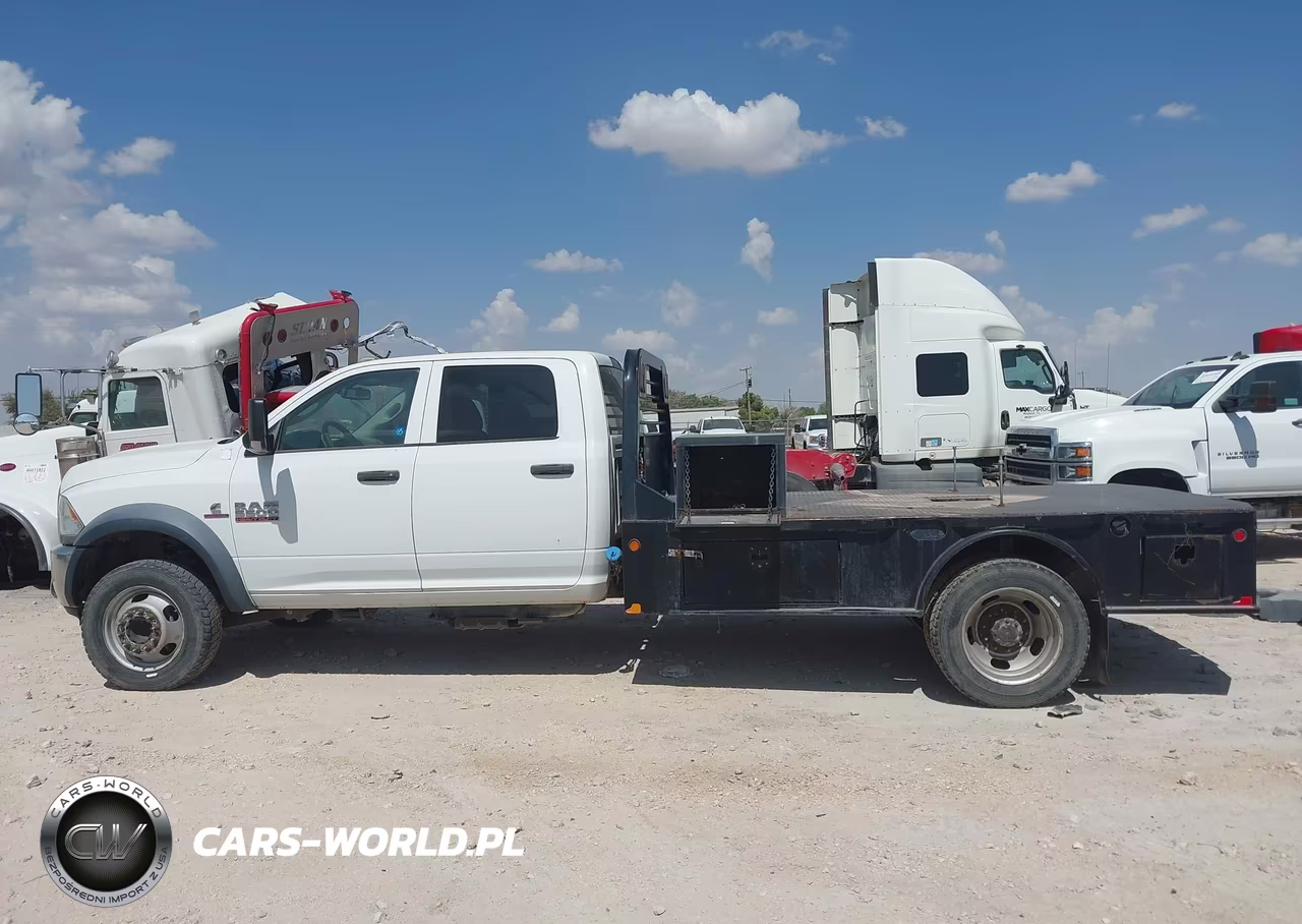 2015 Ram 5500 Chassis Tradesman-Slt-Laramie VIN:3C7WRNFL9FG609044 - 14