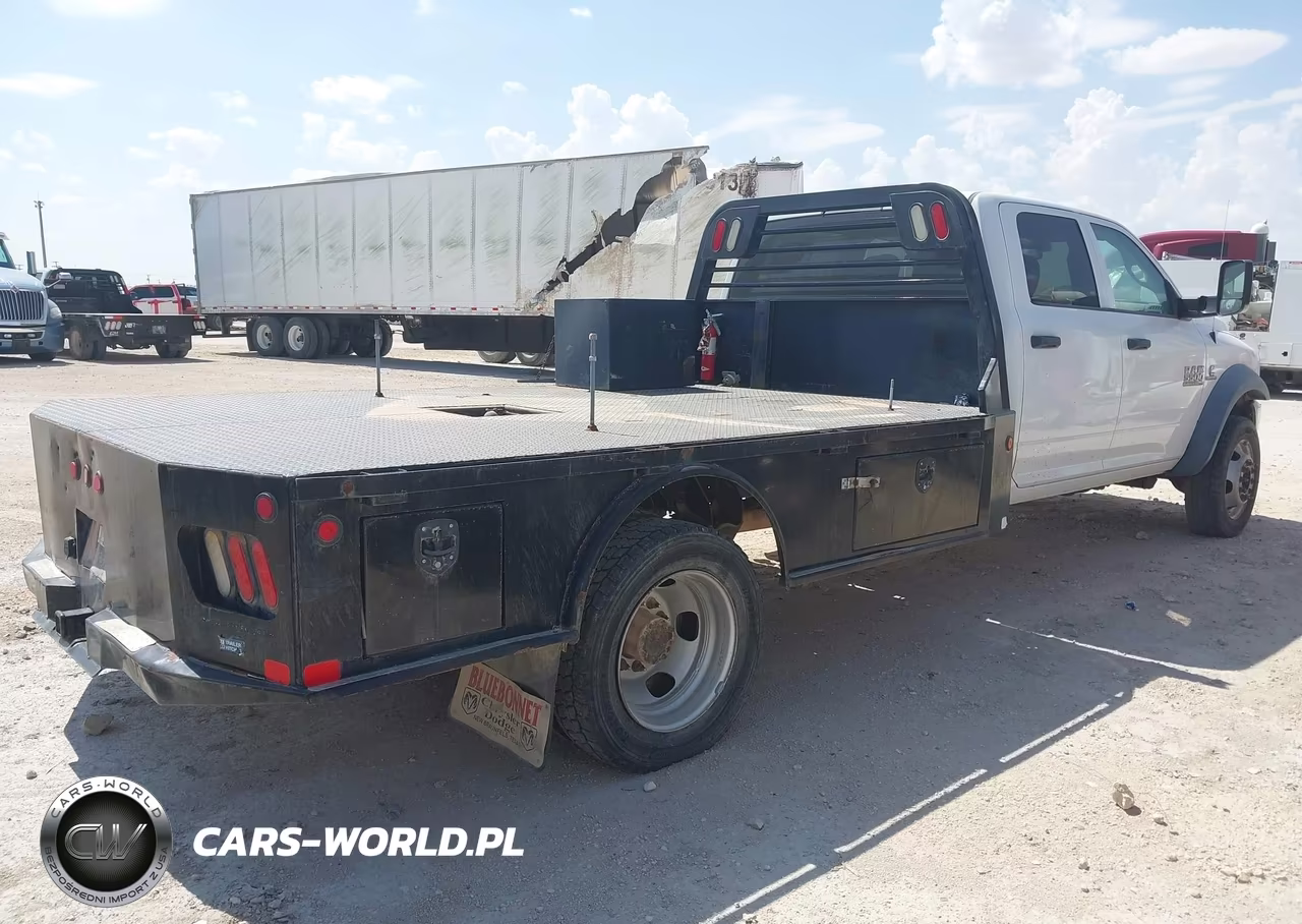 2015 Ram 5500 Chassis Tradesman-Slt-Laramie VIN:3C7WRNFL9FG609044 - 4