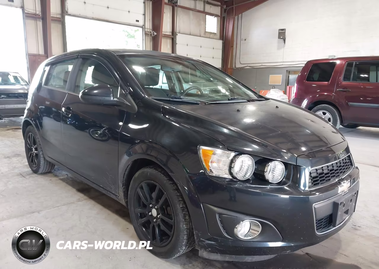 2013 Chevrolet Sonic Lt Auto – zdjęcie 1 z 14