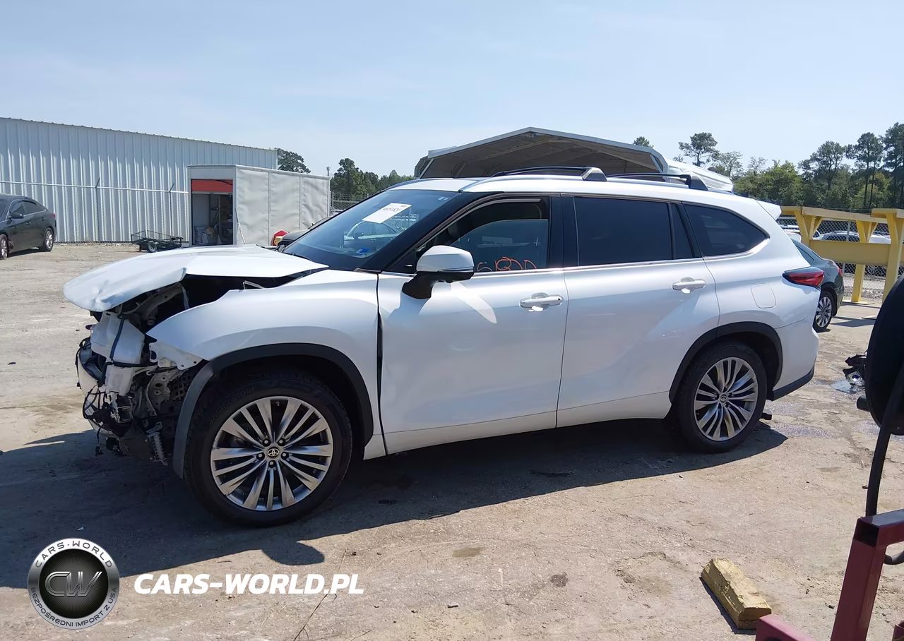 2023 Toyota Highlander Hybrid Platinum VIN:5TDFARAH7PS020432 - 15