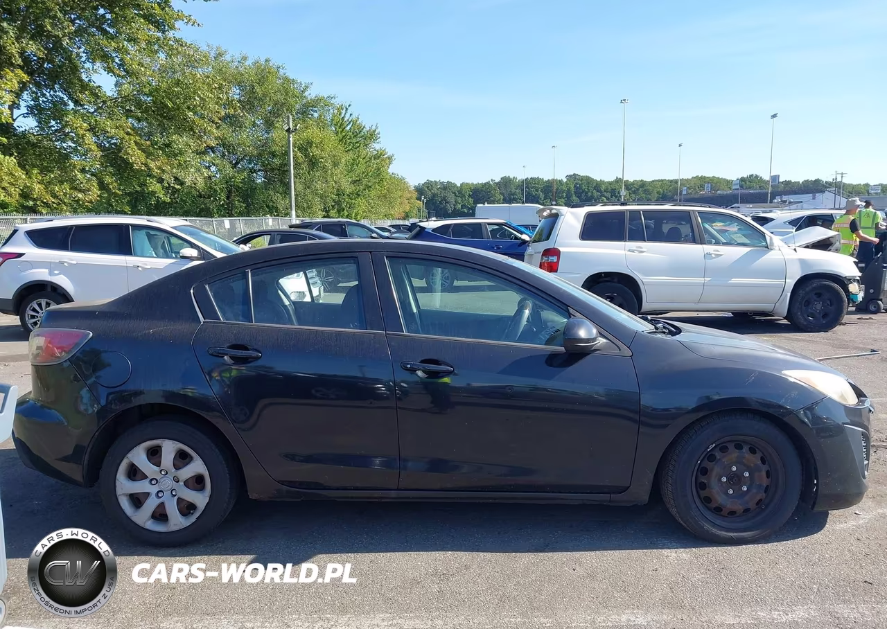 2010 Mazda Mazda3 I Sport VIN:JM1BL1SG4A1351005 - 13