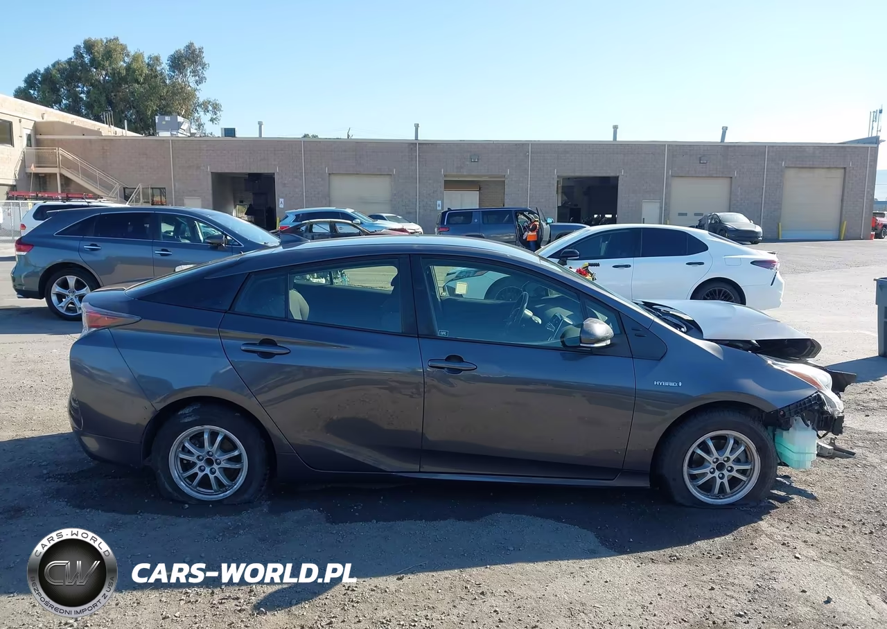 2016 Toyota Prius Two VIN:JTDKBRFU6G3516227 - 14