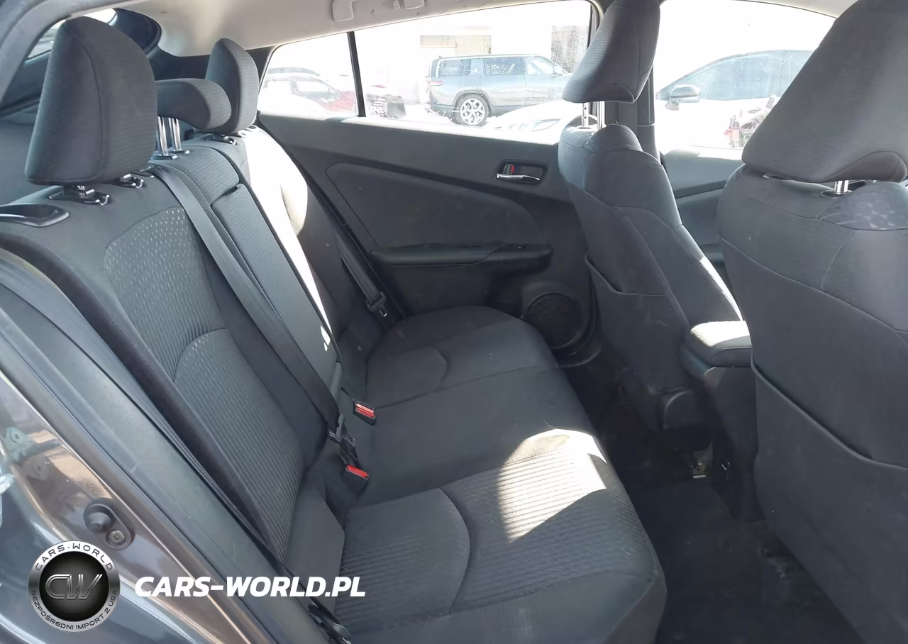 2016 Toyota Prius Two VIN:JTDKBRFU6G3516227 - 8