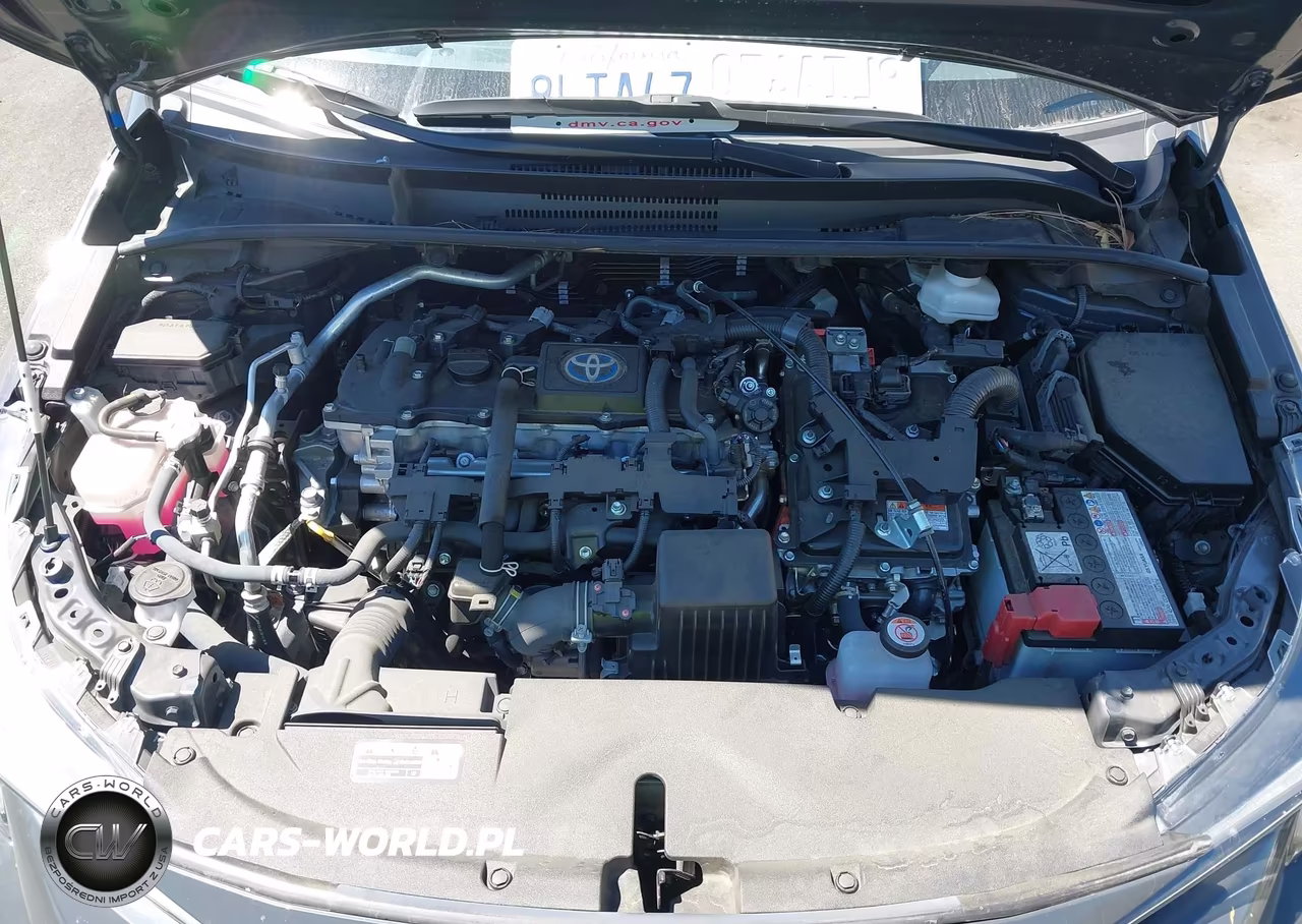 2024 Toyota Corolla Hybrid Le VIN:JTDBCMFEXR3045646 - 10